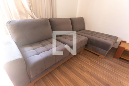 Sofá de apartamento à venda com 2 quartos, 60m² em Taboão, São Bernardo do Campo