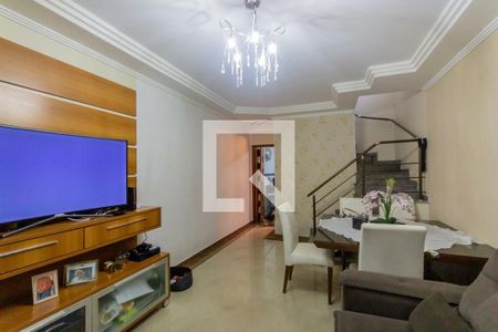 Sala de casa para alugar com 2 quartos, 148m² em Vila Alzira, Santo André