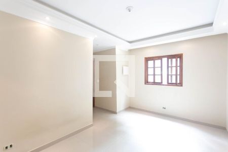 Sala de casa de condomínio para alugar com 2 quartos, 72m² em Vila Rosaria, São Paulo