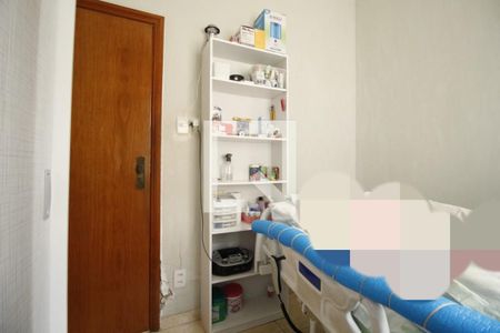 Quarto 2 de casa à venda com 5 quartos, 500m² em Cachambi, Rio de Janeiro