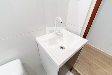 Lavabo de casa para alugar com 2 quartos, 100m² em Cidade Vargas, São Paulo