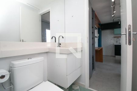 Banheiro de apartamento para alugar com 1 quarto, 27m² em Brás, São Paulo