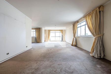 Apartamento para alugar com 210m², 3 quartos e 2 vagas Apartamento para alugar com 210m², 3 quartos e 2 vagasSala