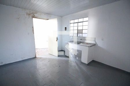 Casa para alugar com 40m², 1 quarto e sem vagaSala / Cozinha