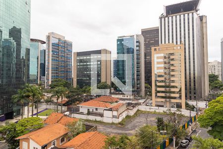 Vista da varanda de apartamento à venda com 2 quartos, 73m² em Pinheiros, São Paulo
