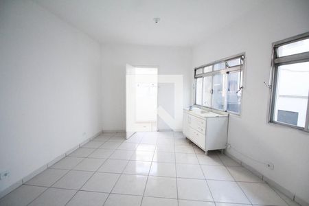 Sala / Cozinha de apartamento para alugar com 1 quarto, 45m² em Jardim Marisa, São Paulo