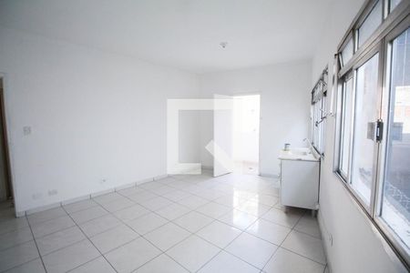 Sala / Cozinha de apartamento para alugar com 1 quarto, 45m² em Jardim Marisa, São Paulo