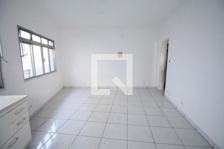 Sala / Cozinha de apartamento para alugar com 1 quarto, 45m² em Jardim Marisa, São Paulo