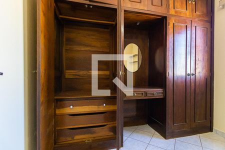 Quarto 1 - Armários de apartamento à venda com 3 quartos, 97m² em Vila Jequitibas, Campinas