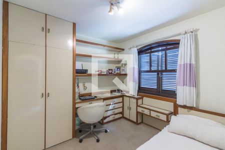 Quarto 2 de casa à venda com 4 quartos, 325m² em Alto de Pinheiros, São Paulo