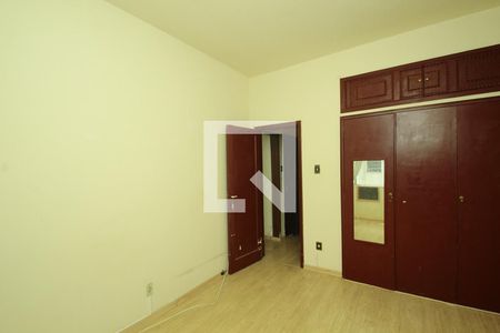 Quarto 1 de apartamento para alugar com 2 quartos, 100m² em Laranjeiras, Rio de Janeiro