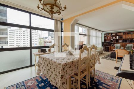 Sala de apartamento à venda com 3 quartos, 200m² em Pinheiros, São Paulo