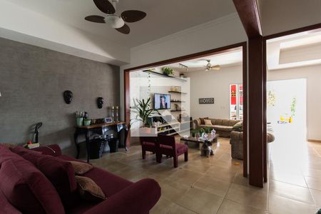 Casa de condomínio para alugar com 386m², 5 quartos e 2 vagasSala
