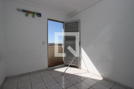 Quarto 2 de apartamento para alugar com 2 quartos, 52m² em Taguatinga Norte (taguatinga), Brasília