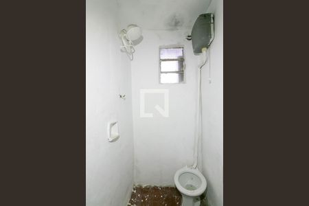 Banheiro da Suite de casa à venda com 3 quartos, 70m² em Jardim Itapemirim, São Paulo