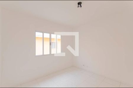 Sala de casa de condomínio à venda com 2 quartos, 100m² em Vila Ré, São Paulo