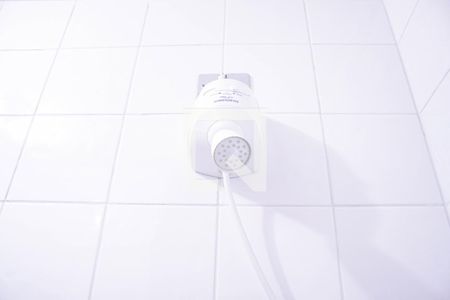 Casa de condomínio para alugar com 130m², 2 quartos e 4 vagas Casa de condomínio para alugar com 130m², 2 quartos e 4 vagasBanheiro do Quarto 1