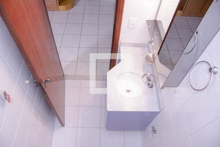 Casa de condomínio para alugar com 130m², 2 quartos e 4 vagas Casa de condomínio para alugar com 130m², 2 quartos e 4 vagasBanheiro do Quarto 1