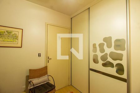 Quarto 2 de apartamento à venda com 3 quartos, 72m² em Cristal, Porto Alegre