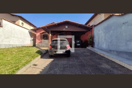 Casa à venda com 4 quartos, 600m² em Itapoã, Belo Horizonte