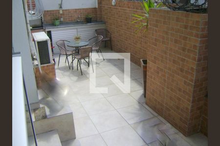 Apartamento à venda com 3 quartos, 62m² em Carlos Prates, Belo Horizonte