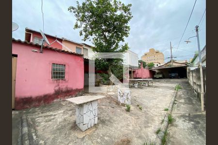 Casa à venda com 1 quarto, 600m² em Esplanada, Belo Horizonte