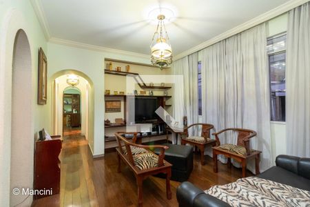 Apartamento à venda com 4 quartos, 230m² em Santo Agostinho, Belo Horizonte