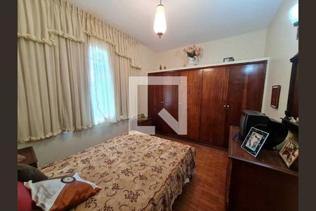 Casa à venda com 6 quartos, 380m² em Concórdia, Belo Horizonte
