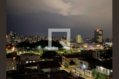Casa à venda com 5 quartos, 457m² em Santa Tereza, Belo Horizonte
