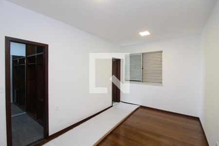 Apartamento à venda com 4 quartos, 220m² em Gutierrez, Belo Horizonte