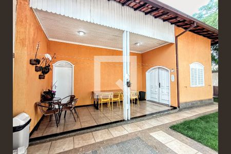 Casa à venda com 3 quartos, 397m² em Santa Amélia, Belo Horizonte