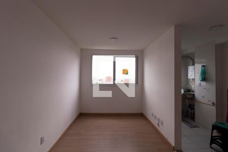 Sala de Estar de apartamento para alugar com 2 quartos, 46m² em Jardim Íris, São Paulo