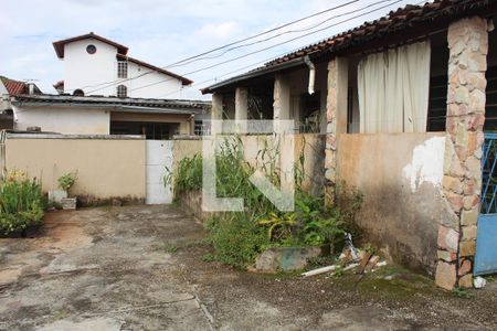 Casa à venda com 8 quartos, 325m² em Salgado Filho, Belo Horizonte