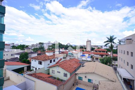 Apartamento para alugar com 4 quartos, 126m² em Itapoã, Belo Horizonte