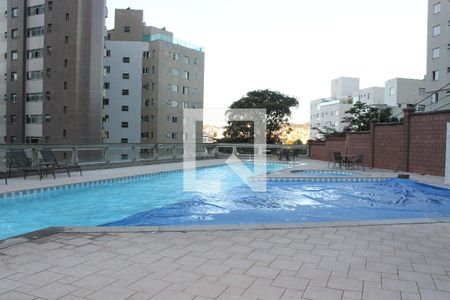 Apartamento à venda com 4 quartos, 140m² em Luxemburgo, Belo Horizonte