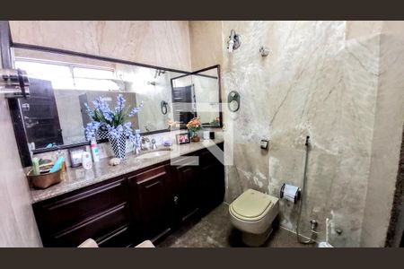 Apartamento à venda com 270m², 4 quartos e 1 vaga