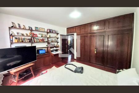 Apartamento à venda com 270m², 4 quartos e 1 vaga