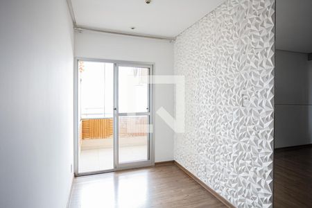 Sala de apartamento para alugar com 2 quartos, 62m² em Jardim Tucunduva, Carapicuíba