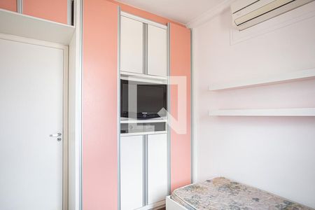 Quarto 1 de apartamento para alugar com 2 quartos, 62m² em Jardim Tucunduva, Carapicuíba