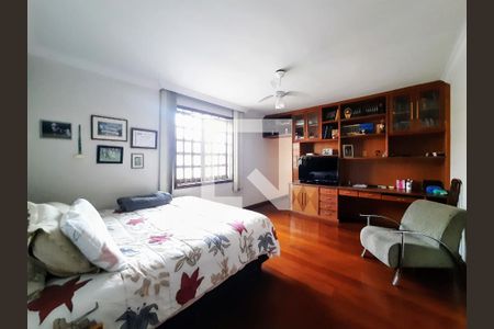 Casa à venda com 5 quartos, 324m² em Dona Clara, Belo Horizonte