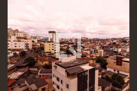 Apartamento à venda com 3 quartos, 88m² em Ipiranga, Belo Horizonte