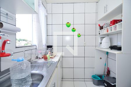 Apartamento à venda com 2 quartos, 45m² em Heliópolis, Belo Horizonte