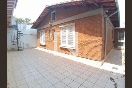 Casa à venda com 4 quartos, 372m² em São José, Belo Horizonte