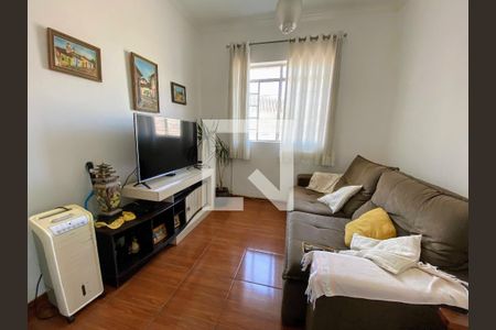 Casa à venda com 4 quartos, 360m² em Santa Efigênia, Belo Horizonte