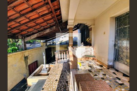 Casa à venda com 3 quartos, 138m² em Concórdia, Belo Horizonte