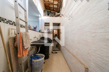 Casa à venda com 3 quartos, 510m² em Cachoeirinha, Belo Horizonte