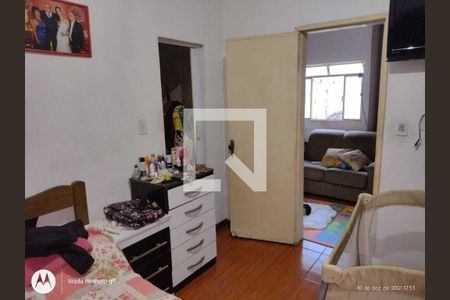 Casa à venda com 2 quartos, 215m² em Glória, Belo Horizonte