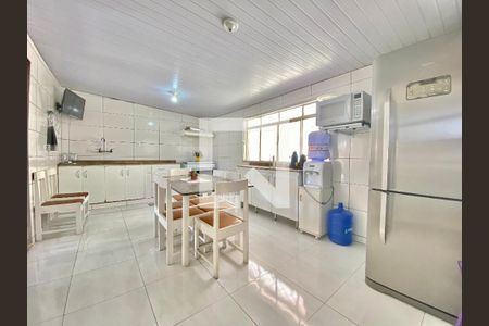 Casa à venda com 3 quartos, 191m² em Concórdia, Belo Horizonte