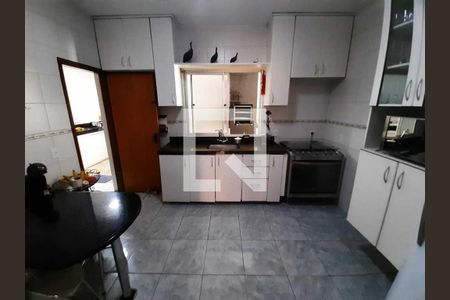 Apartamento para alugar com 3 quartos, 76m² em São João Batista (Venda Nova), Belo Horizonte