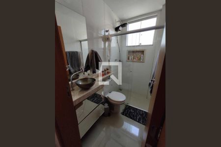 Apartamento à venda com 2 quartos, 45m² em São João Batista (Venda Nova), Belo Horizonte